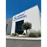 Pyrénées Menuiseries logo - Similar company to Jumping International De Vichy