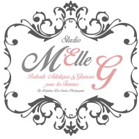 Studio Mademois'Elle Glamour logo - Similar company to Blue Circle Pub