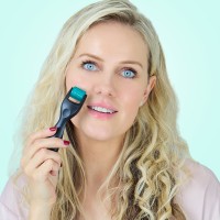 Gin Amber Beauty logo - Similar company to Moshi'Up