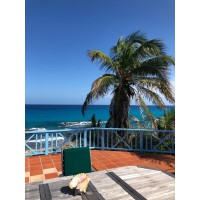 Villa in The Bahamas logo - Similar company to Tas Bahamas