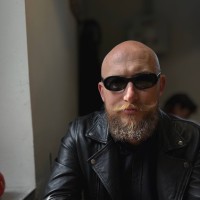 Компанія 
