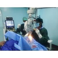 La vista specialty eye clinic logo - Similar company to Empire Car Rental