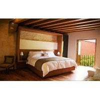 Hotel boutique logo - Similar company to Scuola Forense