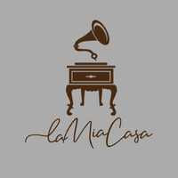 Lamiacasa furniture logo - Similar company to Cletocasa