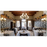 Helena's Restaurant logo - Similar company to Herms Restaurant