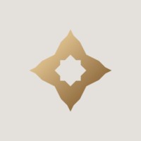 Pure Escapes logo - Similar company to Giarité