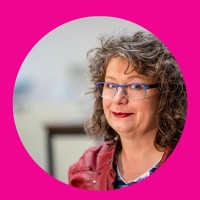 Sonja Gumze Energetisches Coaching I QFR© Energy Codes logo - Similar company to Pakete Rakete