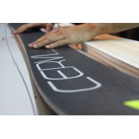 CERVI SKIS logo - Similar company to Glessy Cosmetics
