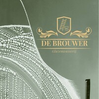 Glazenwasserij de Brouwer logo - Similar company to Livar Bv