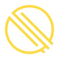 Qumano logo - Similar company to At & Consultores