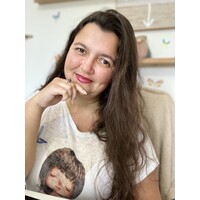 Amanda Vinhola logo - Similar company to Geração K - Cresça Na Carreira!