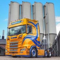 Mantrans BV logo - Similar company to Van Ginkel Afbouw