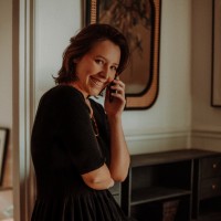 Sniéjana - Photograph & Art Director logo - Similar company to Ambroise Debret - Consultant, Formateur & Conférencier En Growth Marketing