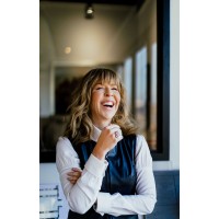 Jane Lockhart Design logo - Similar company to Absolute Home Services