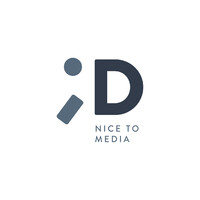 DÉCADA logo - Similar company to 4Am Gmbh