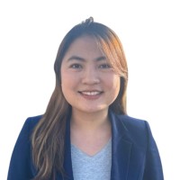 Ivy Nguyen logo - Similar company to Confident Storytelling Hub