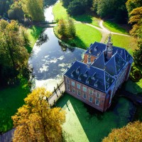 Kasteel Duivenvoorde logo - Similar company to Bubble&Stitch