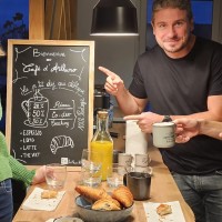 Les Cafés d'Arthuro logo - Similar company to Impact Business