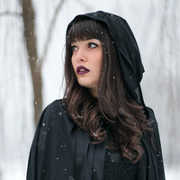 Giulia Bacchetta - Fotografia e Grafica logo - Similar company to Be Different Comunicazione