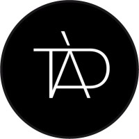Truck-à-Porter logo - Similar company to Strandgut Clothing