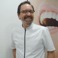 Clinica Dental Dr. Uribe Echevarría logo - Similar company to Barnadental