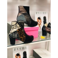 Puche.es logo - Similar company to Fclight