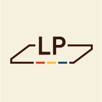 La Planche - Atelier Bois Coworking logo - Similar company to Menuiserie Collaborative