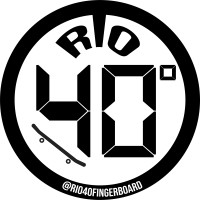 Rio40° Fingerboard logo - Similar company to Trio Casting