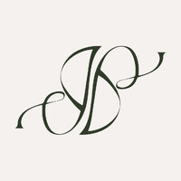Ivoire The Studio logo - Similar company to Moodlift