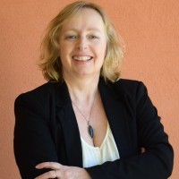 Isabelle Israël Consultante en communication écrite logo - Similar company to Camille Leroy Consultante En Évolution Professionnelle