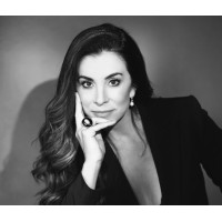 Clínica Dra. Luciana Pepino logo - Similar company to Clínica Manzini
