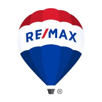 RE/MAX Sfera logo - Similar company to Prima Visione • Design + Comunicazione