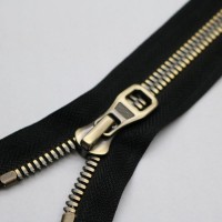 Shenzhen Pesika Zipper and machinery Co.ltd logo - Similar company to Fuxing Zipper