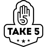 Take 5 and Play logo - Similar company to Touché Experience