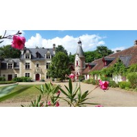 Château de Troussay logo - Similar company to Cap Découvertes