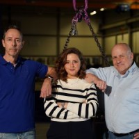 Jochen & Horst – Valves for Life logo - Similar company to Vaxcellence