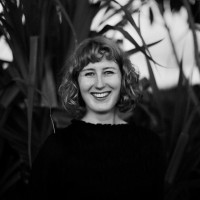 KNAACK logo - Similar company to White Mirror