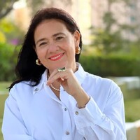 Elena Aparicios logo - Similar company to Antelope Investments Ltd