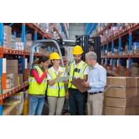 Training for Hispanics in the Workplace logo - Similar company to Limitless Growth