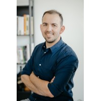 Yan Yanko - Growth Through Brand logo - Similar company to Laxer