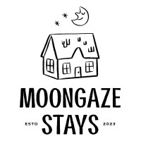 Moongaze Stays logo - Similar company to Excelerate