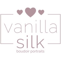 Vanilla Silk Photography logo - Similar company to Gwel - Artiste
