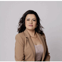 Valéria Oliveira | Mentora de Líderes | Desenvolvimento Humano e Empresarial logo - Similar company to Onze Treinamentos