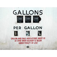 Tankstelle logo - Similar company to Busfabrik