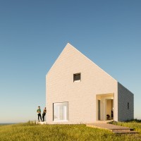 Les Rochers logo - Similar company to Maison Mer