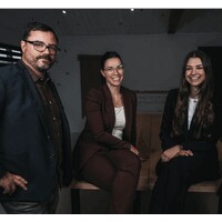 Pearson RH logo - Similar company to Groupe Brisson - Art Solution
