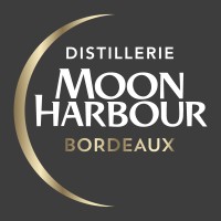 Distillerie Moon Harbour logo - Similar company to Crystal Spirit