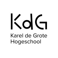 The School of Marketing logo - Similar company to Maes Nv
