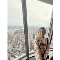 Zoe Verduzco logo - Similar company to Living Ashram