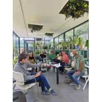 Diluculum Group logo - Similar company to Airlite®